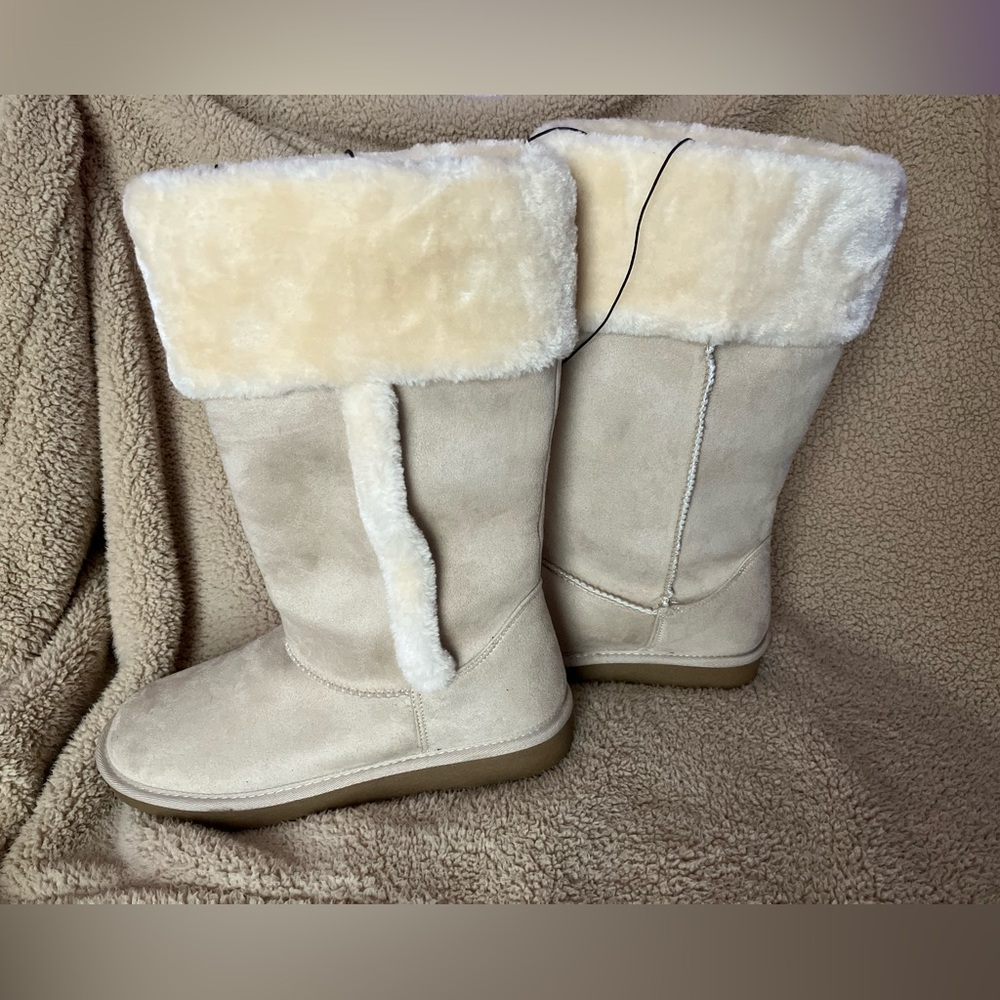 Cream Cozy Faux-Suede Women's Winter Boots - Picture 2 of 12